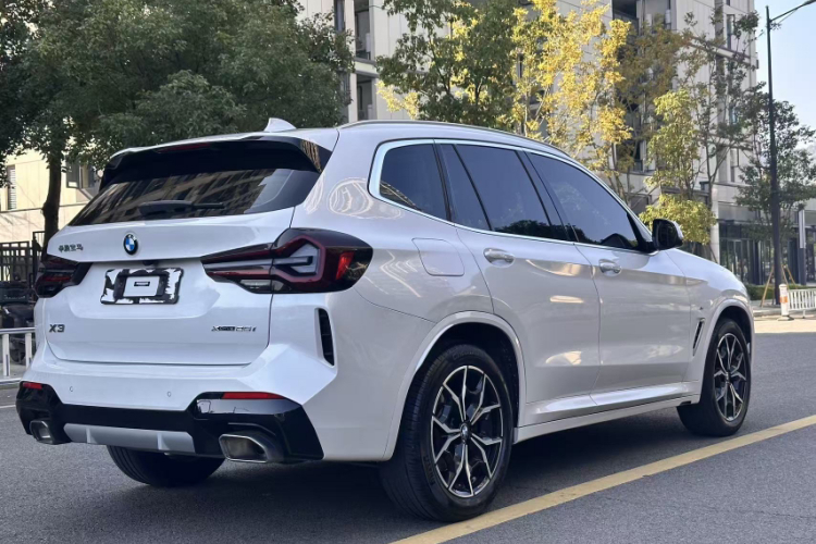 宝马X3 2022款 改款 xDrive25i M运动套装车身外观6005