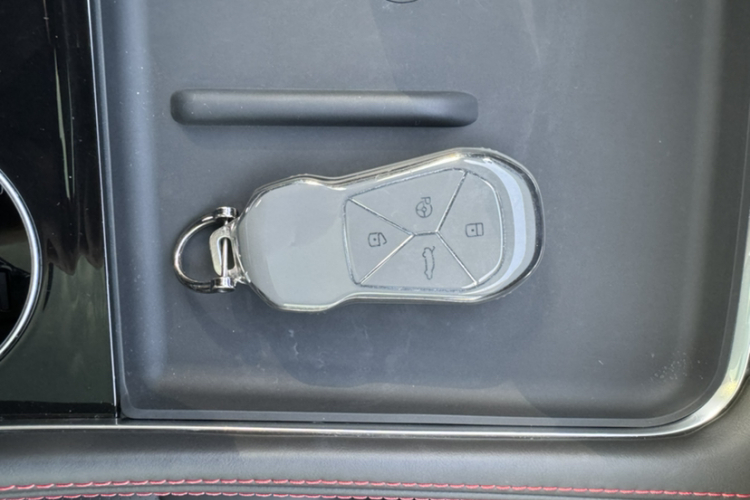 小鹏P7 2023款 P7i 702 Pro中控内饰7004