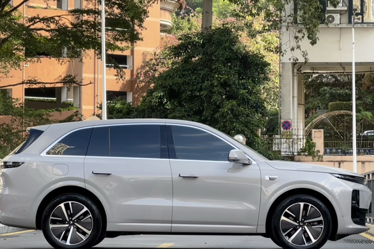 理想汽车 理想L6 2024款 Pro车身外观6005