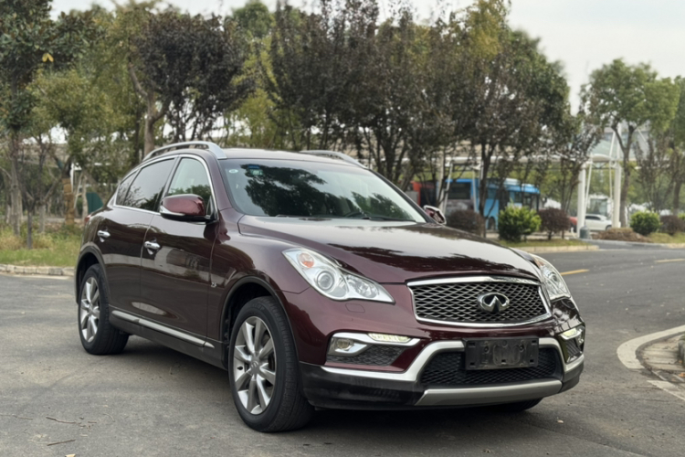 英菲尼迪QX50 2015款 2.5L 舒适版车身外观6010