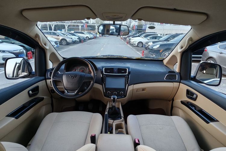 五菱汽车 五菱征程 2015款 1.8L豪华型LJ479QE2中控内饰7006