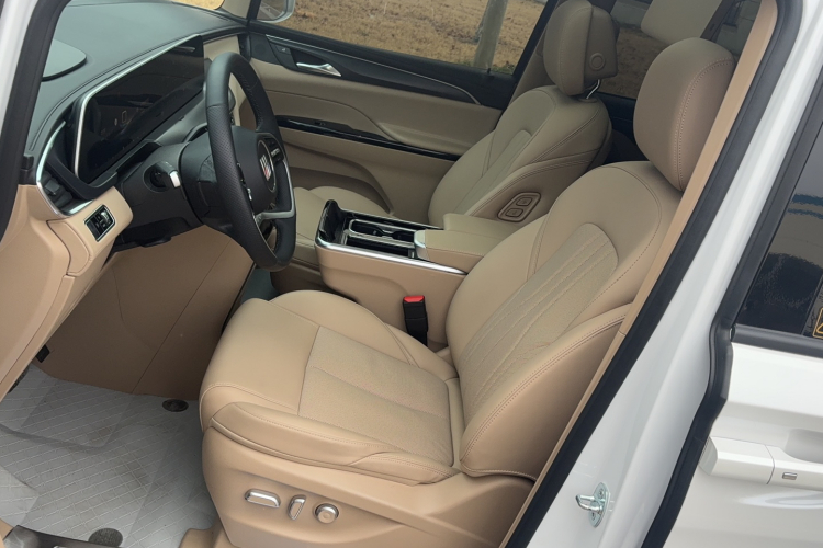 别克GL8新能源 2025款 陆尚 尊享版 7座局部细节19