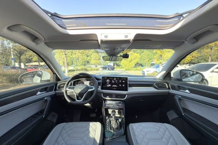 大众 探岳 2023款 330TSI 两驱豪华Plus进阶版中控内饰7007