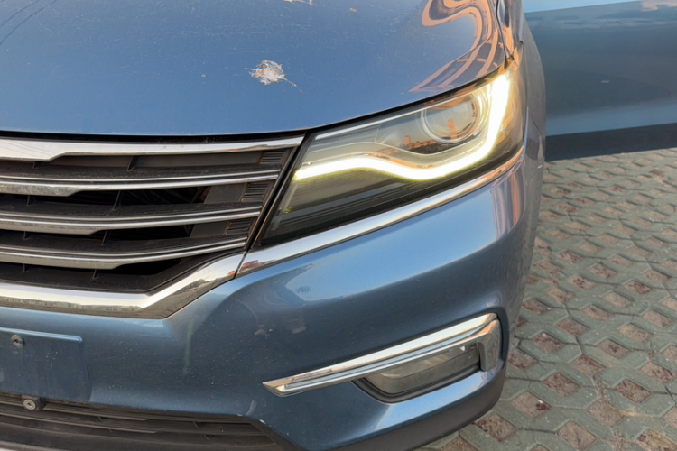 荣威RX5 2016款 20T 两驱自动互联网智享版局部细节36