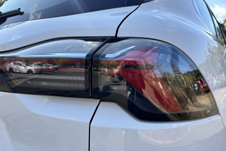 吉利汽车 豪越L 2024款 2.0T DCT旗舰型车身外观6010