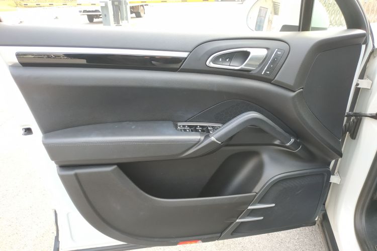 保时捷 2016款 Cayenne 3.0T局部细节9005