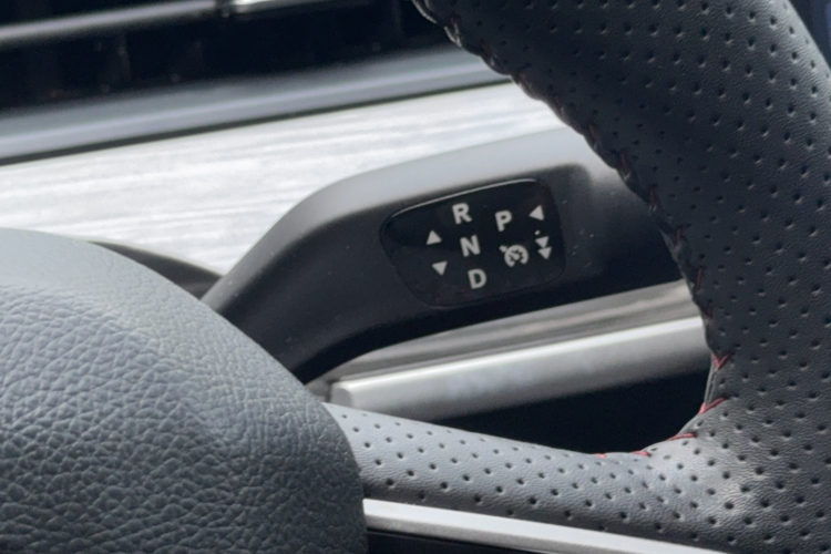 哪吒汽车 哪吒AYA 2023款 401 Lite局部细节18