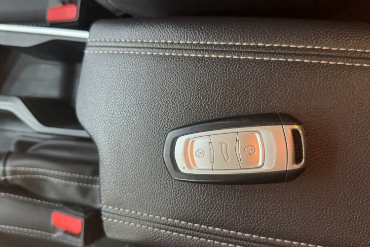 吉利汽车 远景X3 2019款 升级版 1.5L CVT精英型中控内饰7005