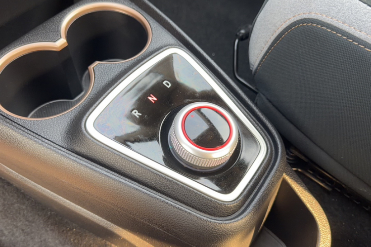 思皓 花仙子 2021款 200km 经典型中控内饰7004