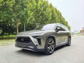 蔚来ES8 2022款 100kWh 签名版 七座