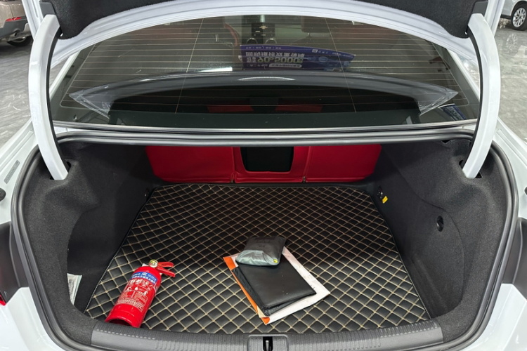 奥迪A3 2020款 Limousine 35 TFSI 时尚型 国VI中控内饰7010