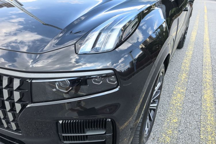 领克09 EM-P 2023款 2.0TD EM-P 远航版PM 七座车身外观6007