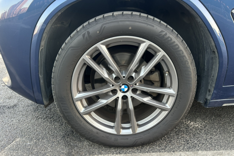 宝马X3 2021款 xDrive25i M运动套装车身外观6010