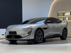 阿维塔12 2025款 Ultra增程版