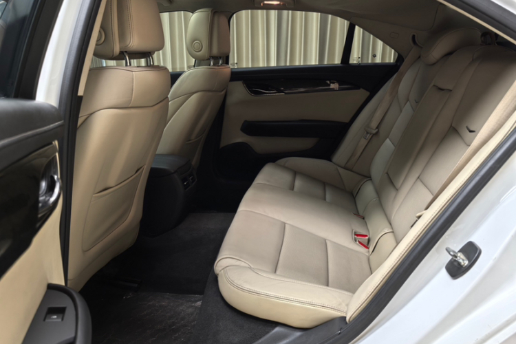 凯迪拉克ATS-L 2016款 28T 时尚型中控内饰7001