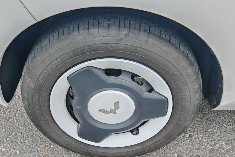 五菱汽车 宏光MINIEV 2022款 自在款 磷酸铁锂车身外观6008