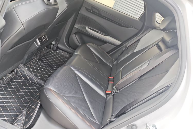 长安UNI-V 2022款 1.5T 智慧领航型中控内饰7008