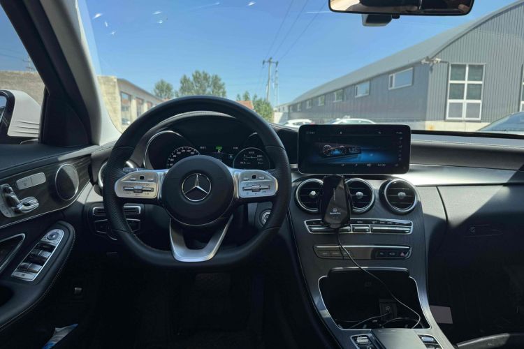 奔驰C级 2021款 C 260 L 运动版中控内饰7001