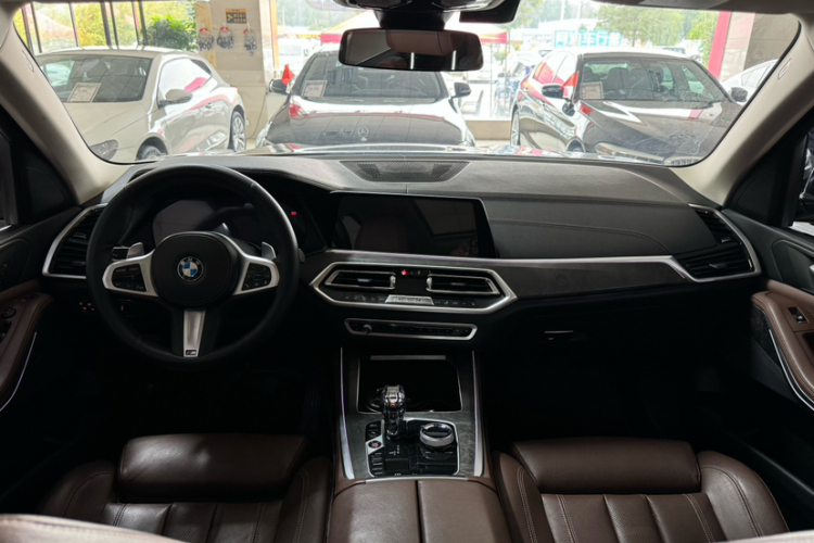 宝马X5(进口) 2020款 xDrive30i M运动套装中控内饰7006