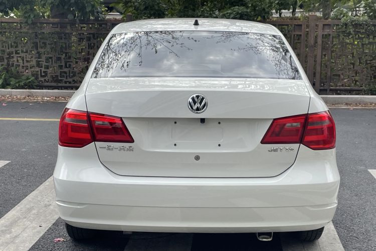 大众 捷达 2015款 质惠版 1.6L 手动时尚型车身外观6004