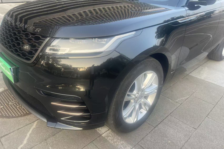 路虎 揽胜星脉 2020款 P250 R-DYNAMIC S局部细节36