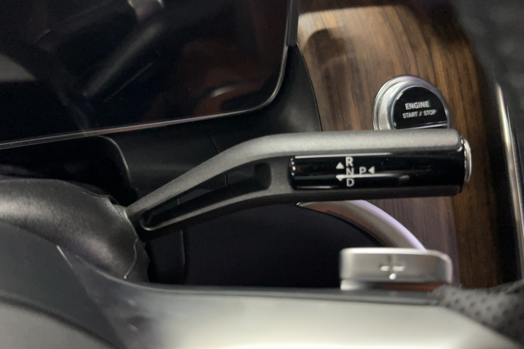 奔驰GLC 2024款 GLC 300 L 4MATIC 动感型 5座局部细节18