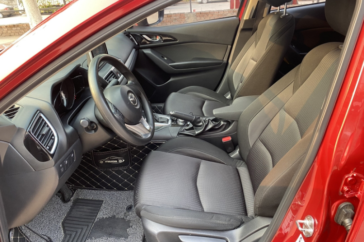 马自达3 昂克赛拉 2016款 三厢 1.5L 自动舒适型中控内饰7002