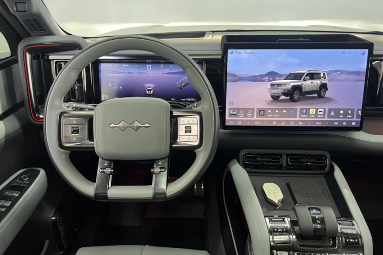 方程豹 豹5 2023款 云辇旗舰版中控内饰7006