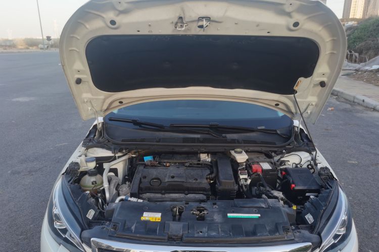 标致308 2018款 1.6L 手动时尚版局部细节24