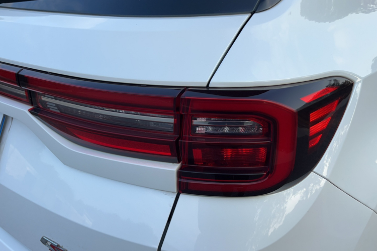 长安CS35PLUS 2019款 1.4T DCT畅联蓝鲸版车身外观6006