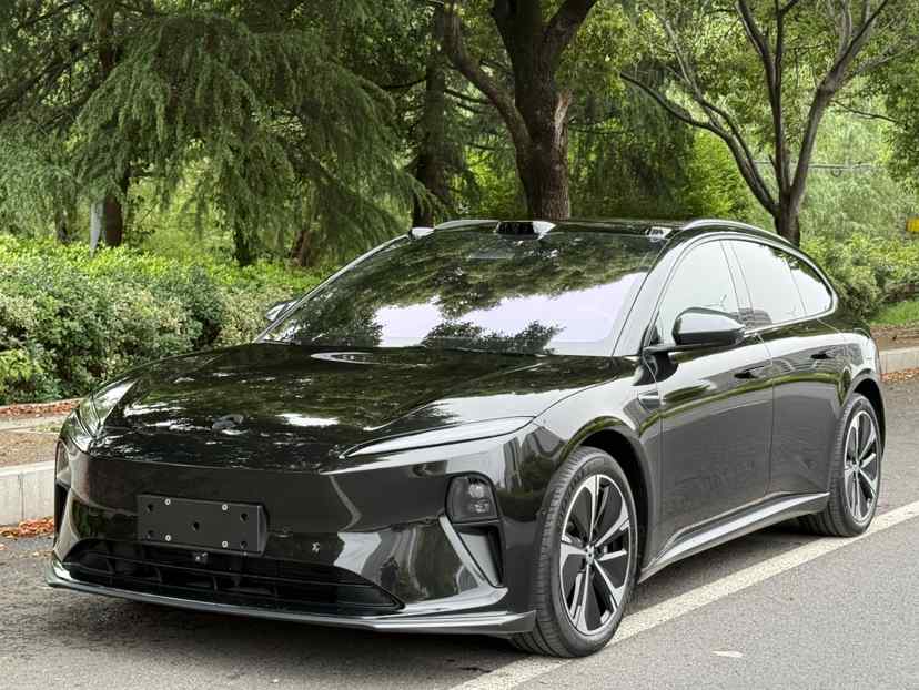 蔚来ET5T 2024款 75kWh Touring(2)