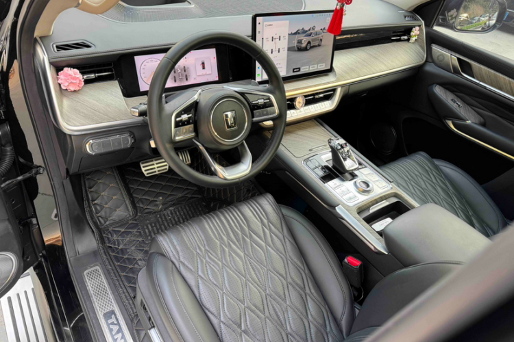 坦克500 2023款 3.0T 运动版 造境型 5座中控内饰7007