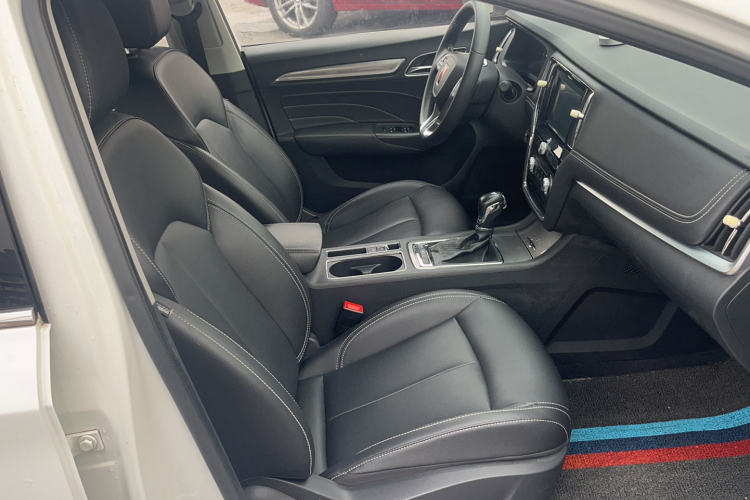 荣威i6 2018款 20T 自动旗舰版局部细节41