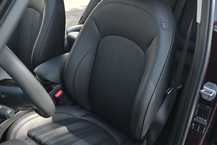 MINI Clubman 2018款 2.0T COOPER S 艺术家局部细节19