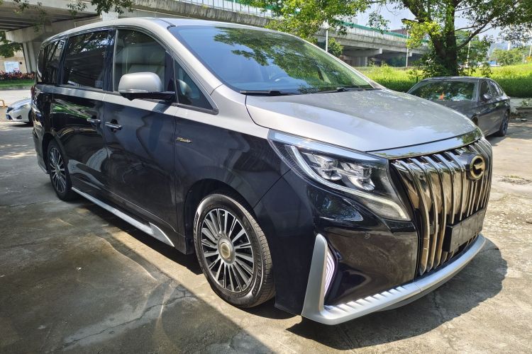 广汽传祺 传祺M8 2021款 大师系列 390T 四座御尊版车身外观6002