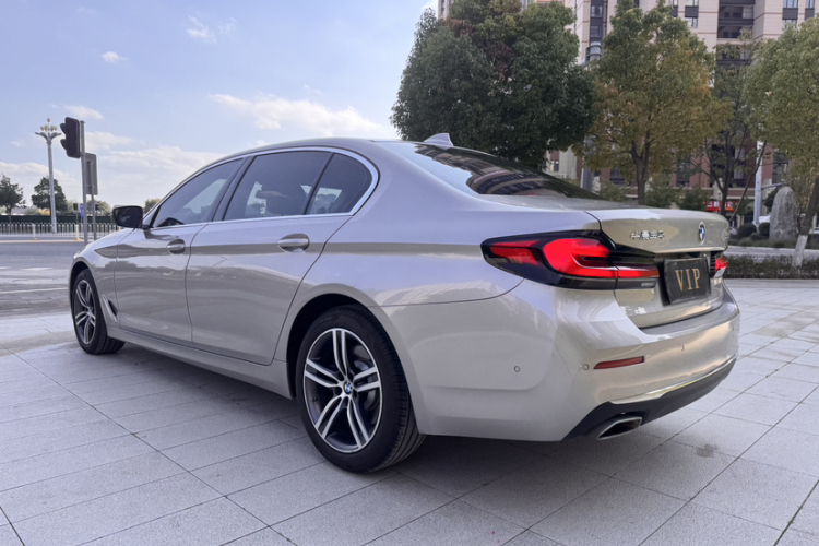 宝马5系 2021款 530Li 领先型 豪华套装车身外观6002