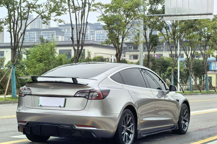 特斯拉 Model 3 2020款 改款 长续航后轮驱动版车身外观6009