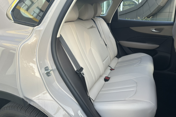 名爵 MG ES5 2025款 425plus 后驱版中控内饰7006