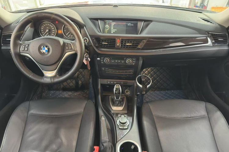 宝马X1 2014款 sDrive18i X设计套装中控内饰7001