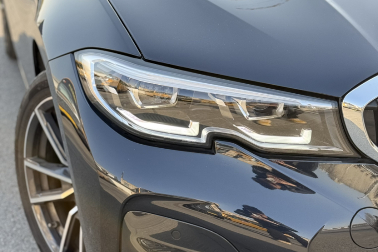 宝马3系 2021款 改款二 325Li M运动套装车身外观6008