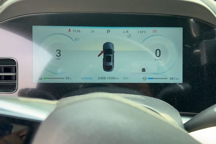 比亚迪 海豹 2024款 荣耀版 DM-i 1.5L 121km 豪华型中控内饰7003