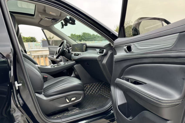 福特 领裕 2021款 EcoBoost 225 铂领型 5座中控内饰7001