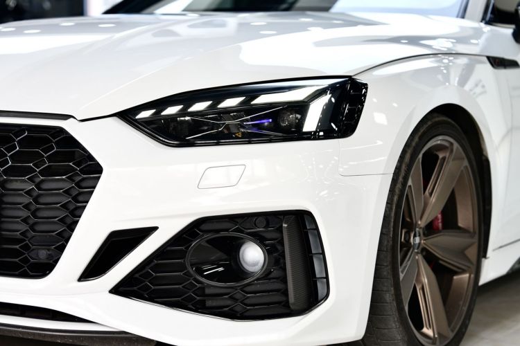 奥迪RS 5 2021款 RS 5 2.9T Sportback 暗金版车身外观6006