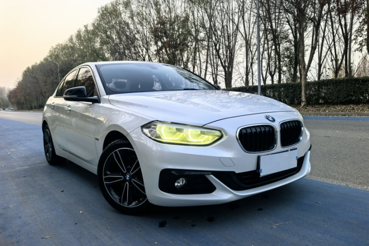 宝马1系 2017款 118i 运动型车身外观6007