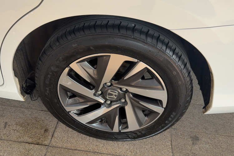 本田 凌派 2019款 180Turbo CVT豪华版 国VI车身外观6006