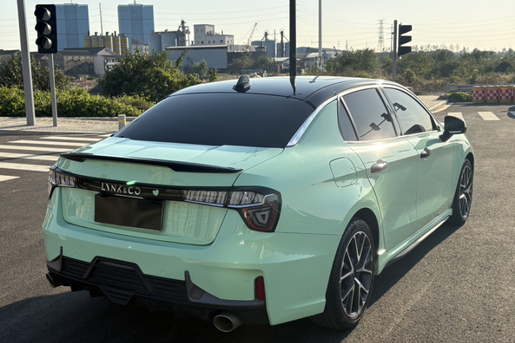 领克03 2021款 1.5TD DCT劲 冠军版车身外观6007