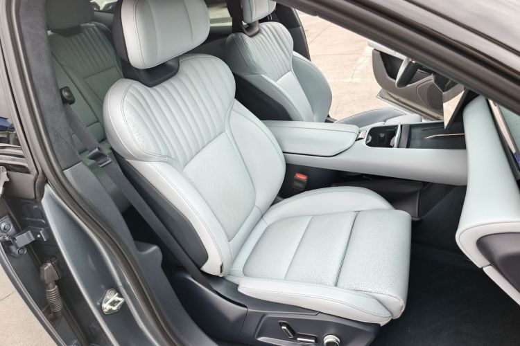 领克Z10 2024款 95kWh 806km后驱智驾Max局部细节41