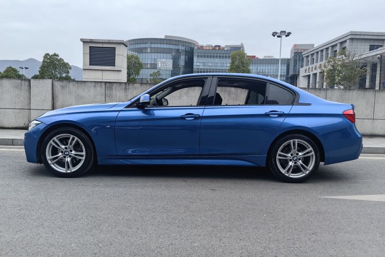宝马3系 2019款 320Li M运动套装车身外观6002
