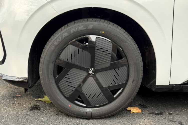 ARCFOX极狐 极狐T1 2025款 425 PRO车身外观6007