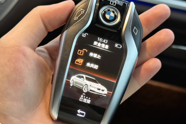 宝马7系 2017款 730Li 领先型局部细节9005